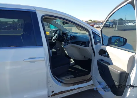 2017 Chrysler Pacifica Lx из США, поврежденный, VIN 2C4RC1CG9HR823931